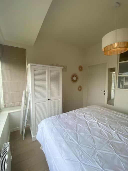 1 Chambre Avec Parking Au Coeur De Bruxelles 2D Ngoại thất bức ảnh