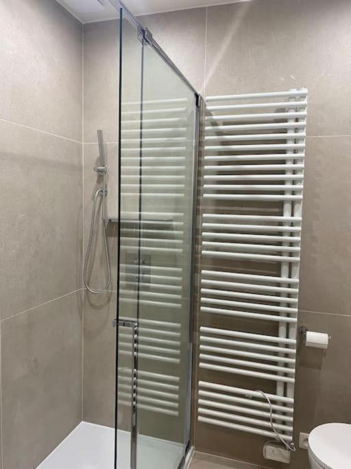 1 Chambre Avec Parking Au Coeur De Bruxelles 2D Ngoại thất bức ảnh